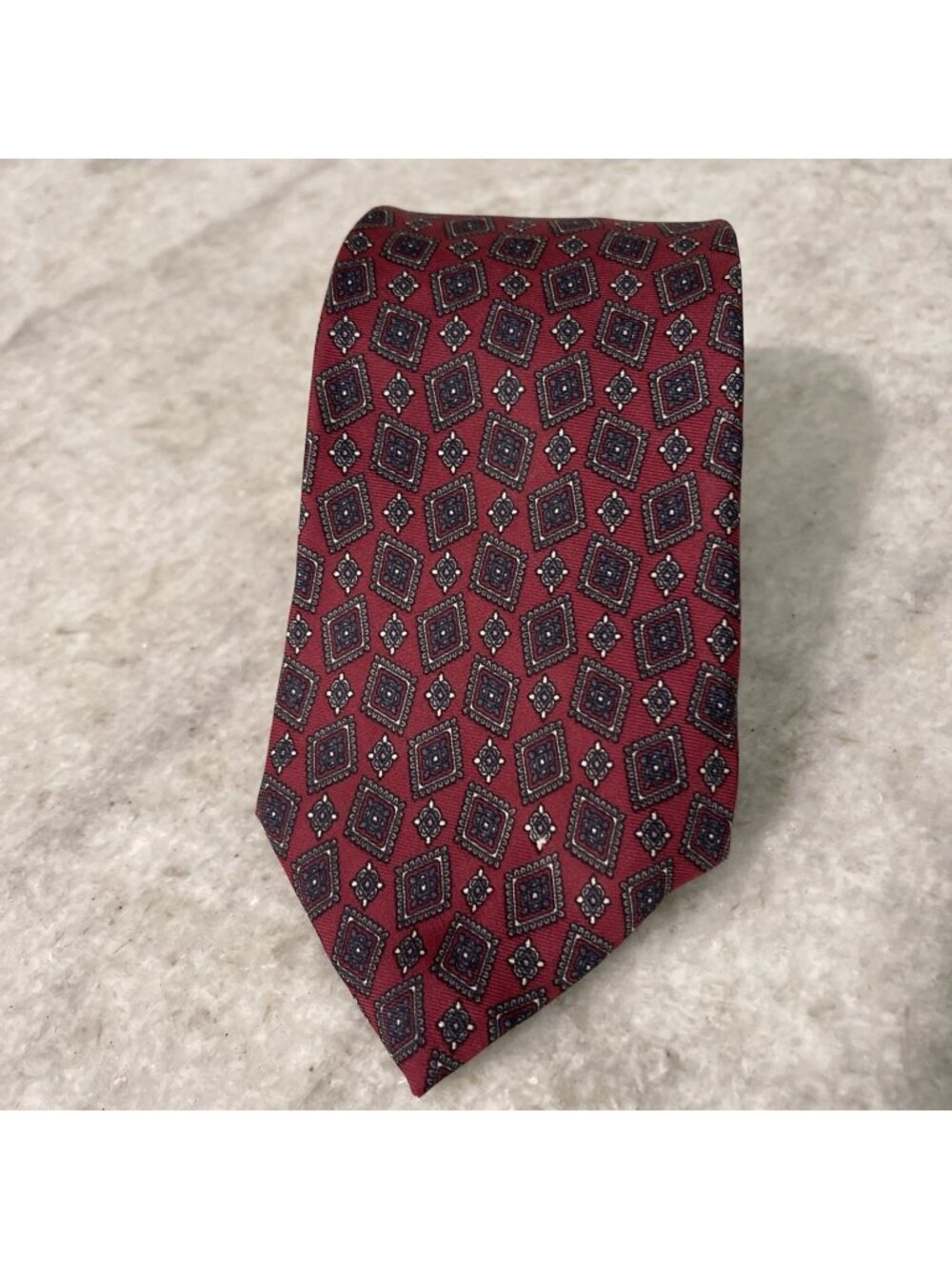 Bill Blass Silk Tie Mens Red Business Formal Designer Made in USA Short Length